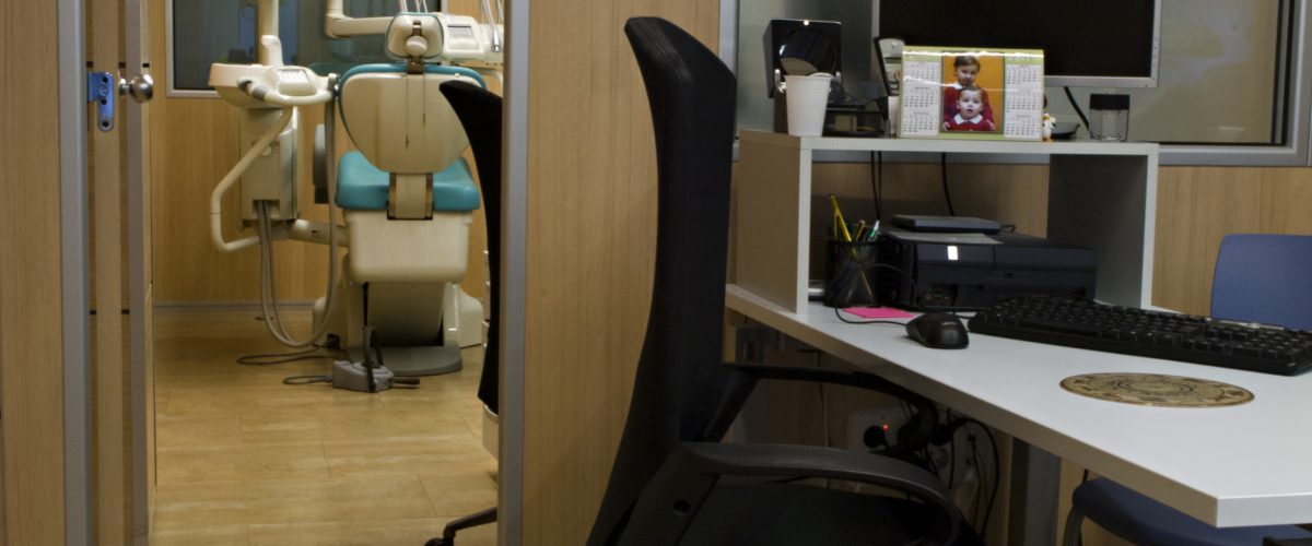 clinica dental CIMAX